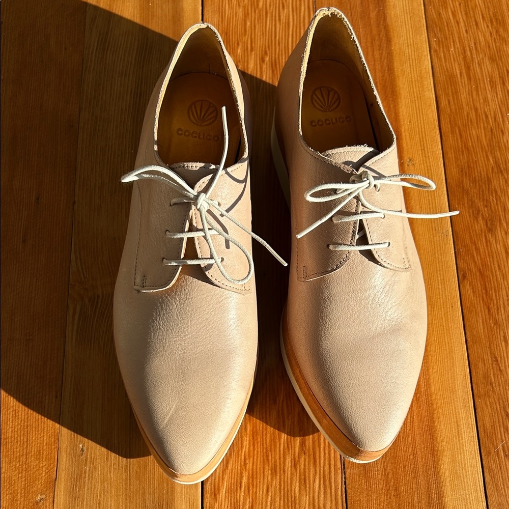 Coclico Women’s Leather Oxford